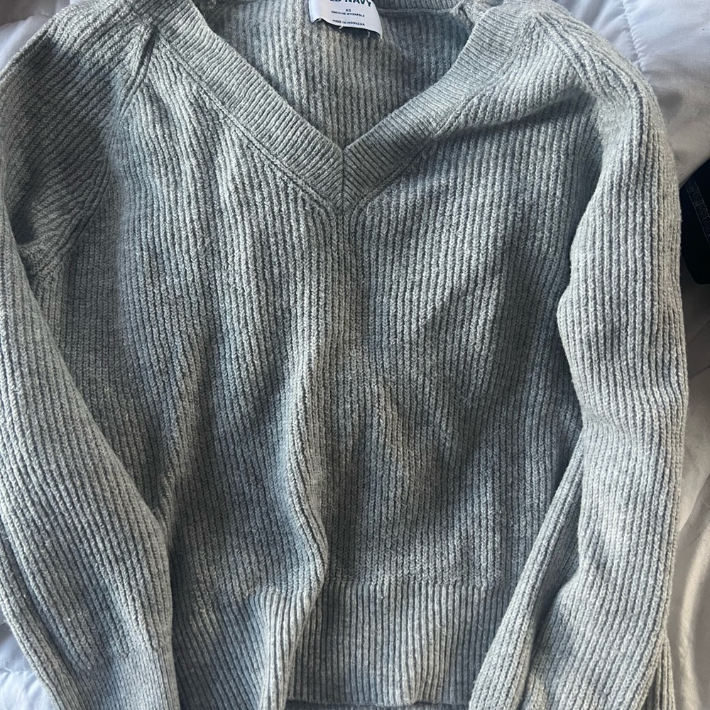 old navy grey sweater xs